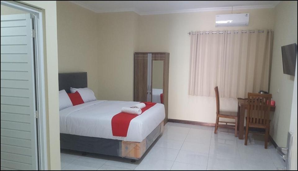 Roomz Budget Residence Semarang Ngoại thất bức ảnh