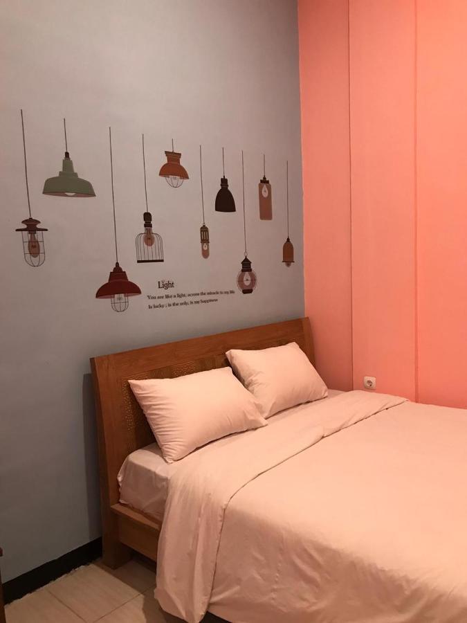 Roomz Budget Residence Semarang Ngoại thất bức ảnh